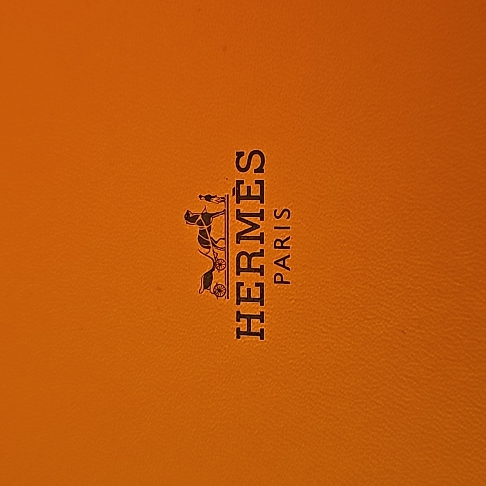 Hermes Pocket Square NIB - Picture 6 of 6